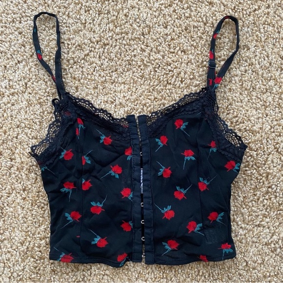 Valencia crop top Princess Polly - Picture 6 of 6